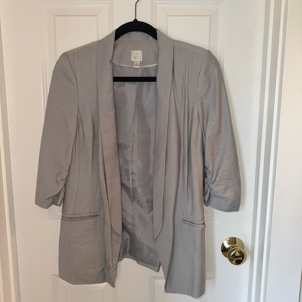 Gray 3/4 sleeve blazer size 4